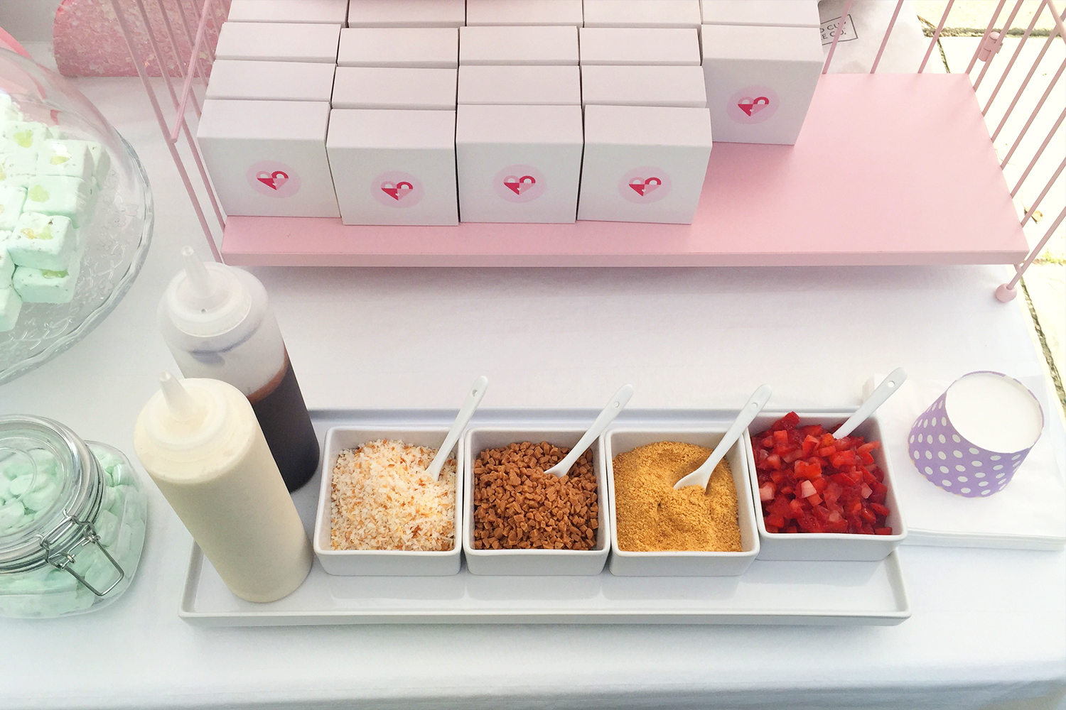 strawberry champagne marshmallows